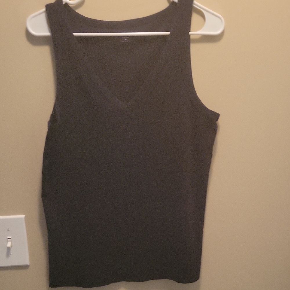 2 Old Navy Black V-Neck Tank Top